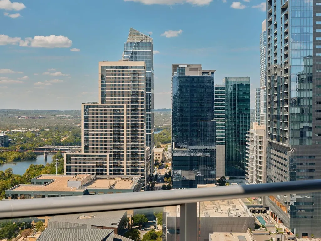 200 Congress Avenue Austin TX 78701