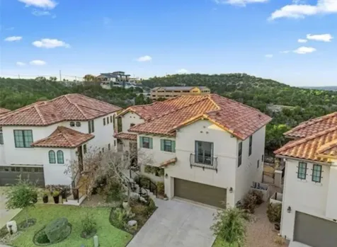 211 Honey Creek Court Austin TX 78738