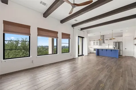 211 Honey Creek Court Austin TX 78738