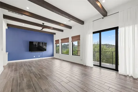 211 Honey Creek Court Austin TX 78738
