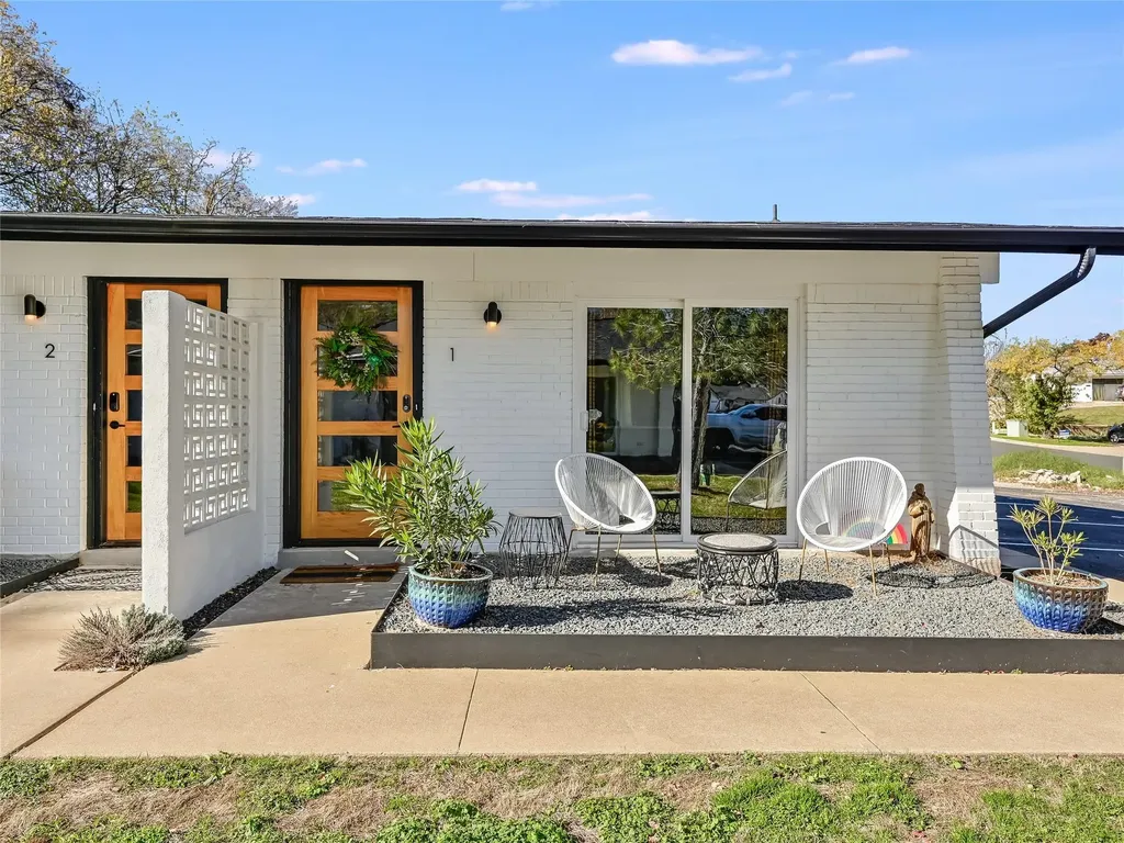 1219 Hollow Creek Drive Austin TX 78704