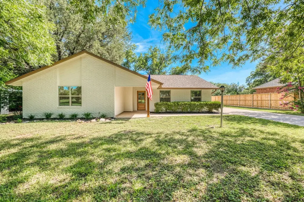 319 Columbine Street Marble Falls TX 78654