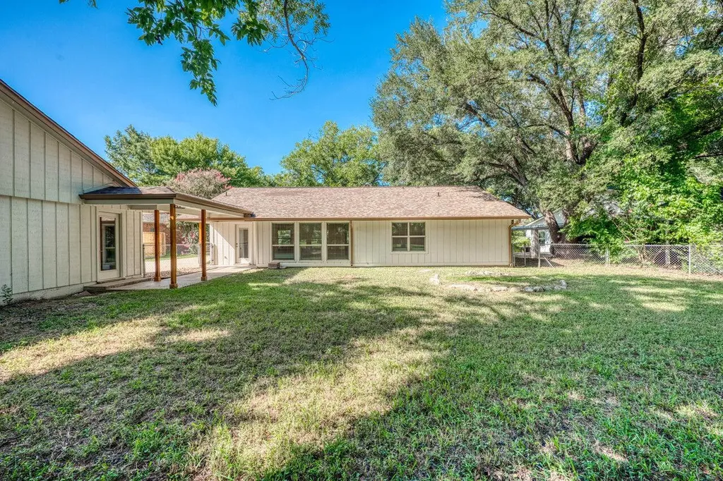 319 Columbine Street Marble Falls TX 78654