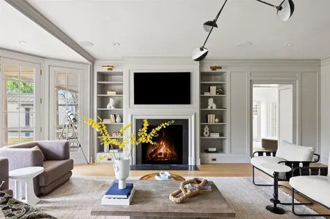 2308 Bridle Path Austin TX 78703