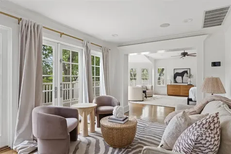 2308 Bridle Path Austin TX 78703