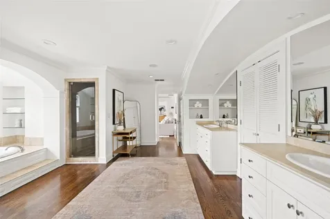 2308 Bridle Path Austin TX 78703
