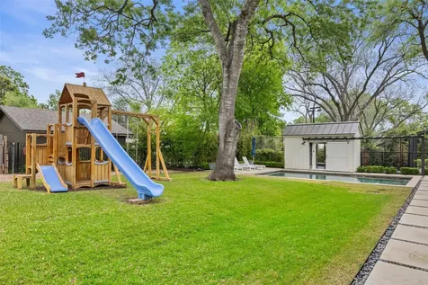 2308 Bridle Path Austin TX 78703
