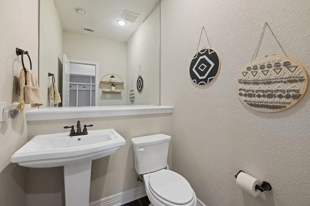 452 Pienza Drive Georgetown TX 78628
