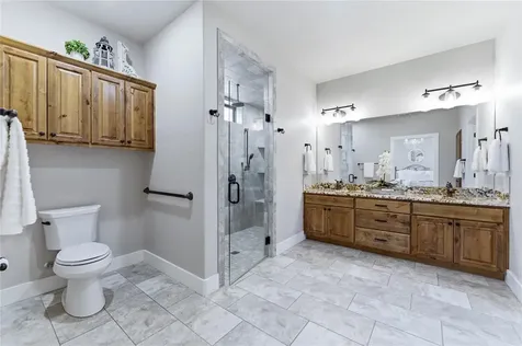 203 Champions (TWO Homes) Boulevard La Vernia TX 78121