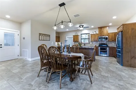 203 Champions (TWO Homes) Boulevard La Vernia TX 78121