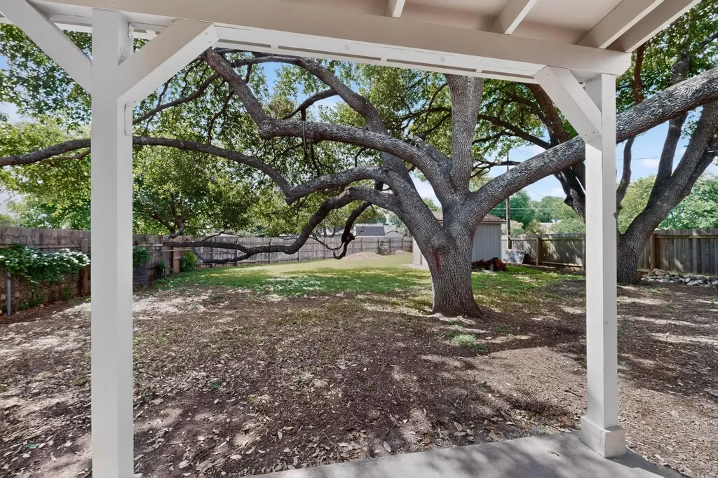 801 Pack Saddle Pass Round Rock TX 78681
