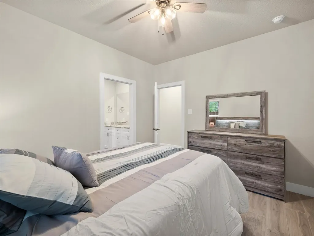 5338 Howard St Street San Antonio TX 78212