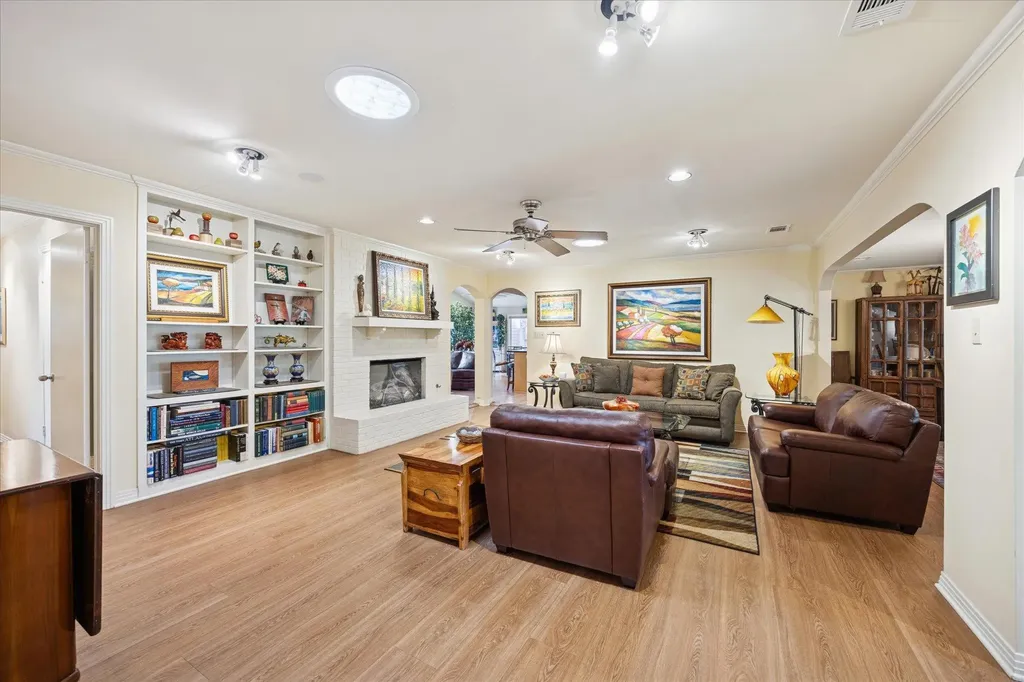 3009 Mcelroy Drive Austin TX 78757