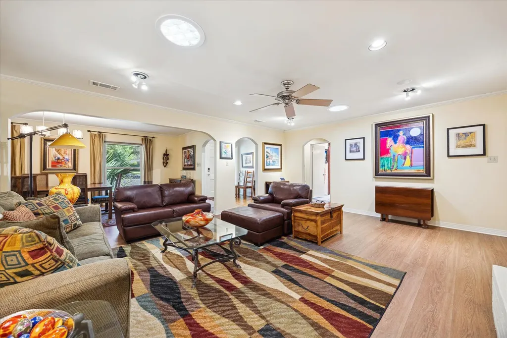 3009 Mcelroy Drive Austin TX 78757