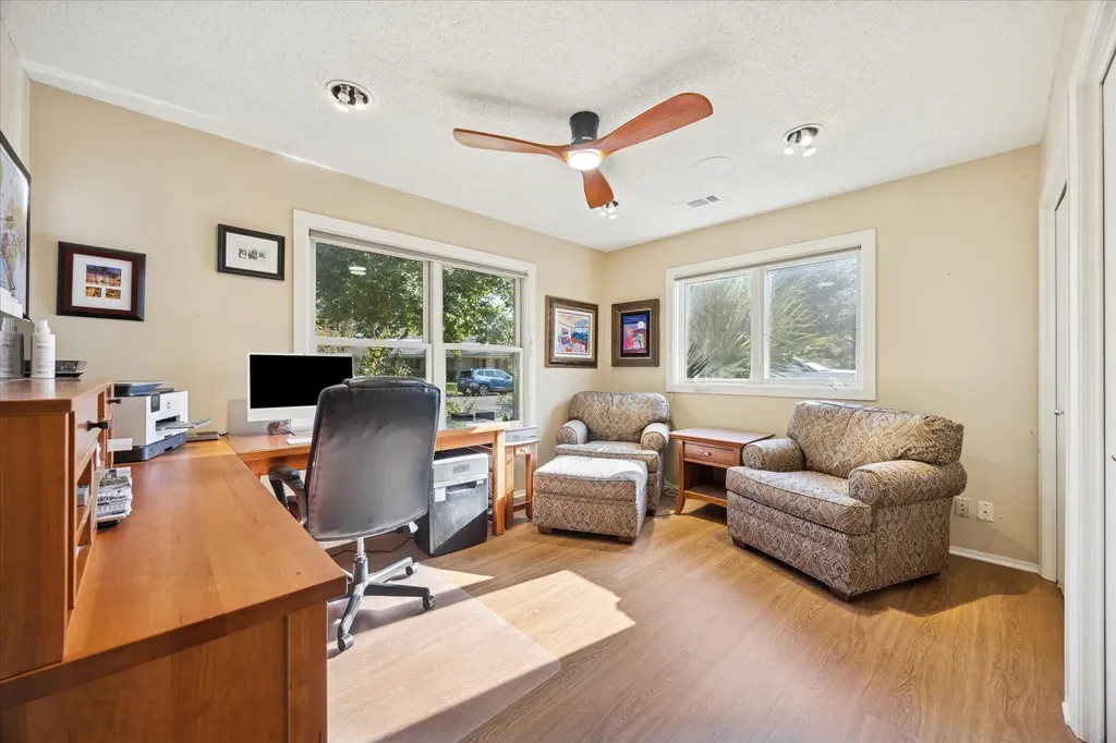 3009 Mcelroy Drive Austin TX 78757