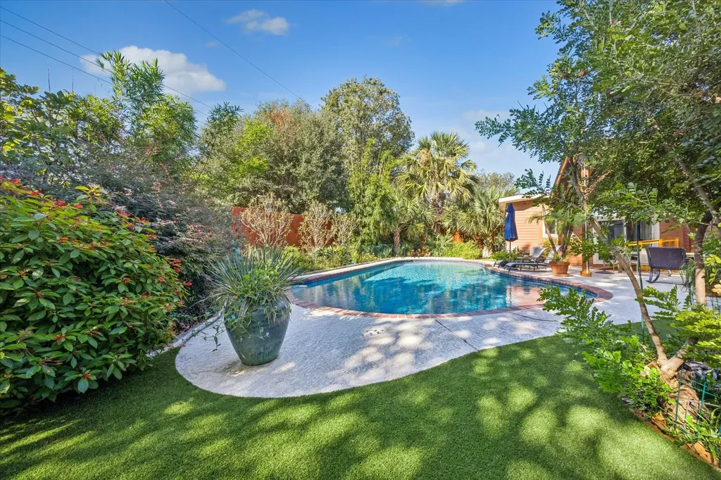 3009 Mcelroy Drive Austin TX 78757