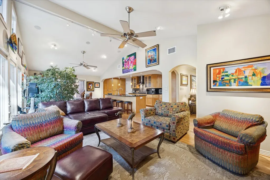 3009 Mcelroy Drive Austin TX 78757