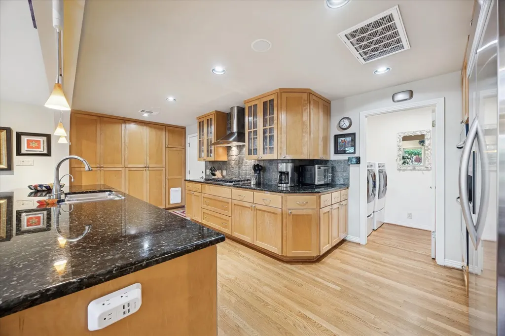 3009 Mcelroy Drive Austin TX 78757