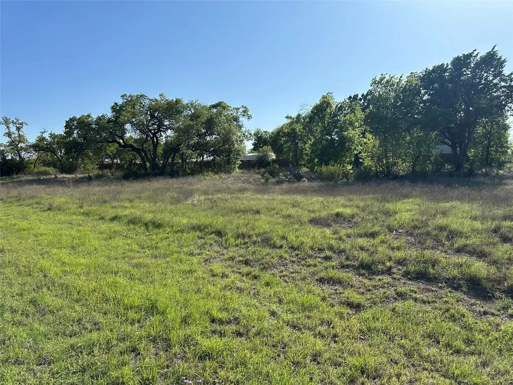 2204 Live Oak Road Leander TX 78641