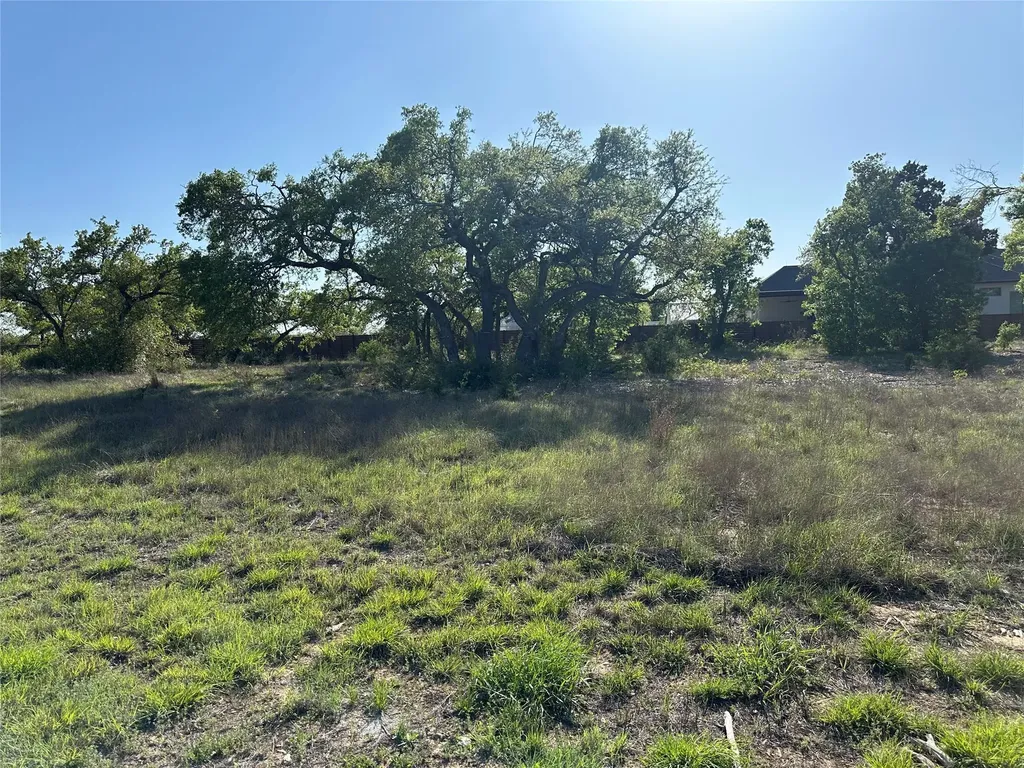2204 Live Oak Road Leander TX 78641