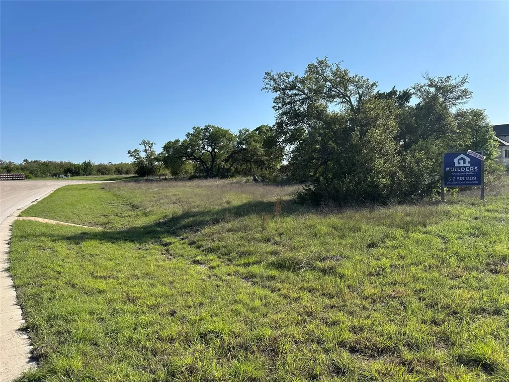2204 Live Oak Road Leander TX 78641