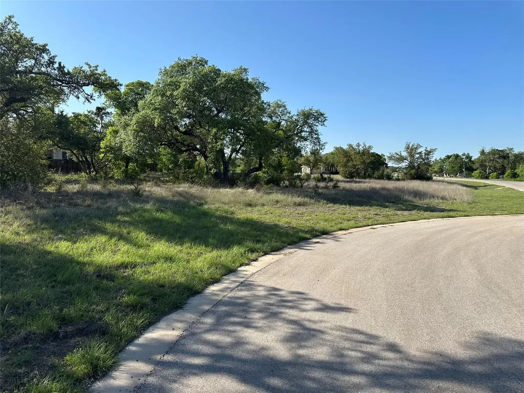 2204 Live Oak Road Leander TX 78641