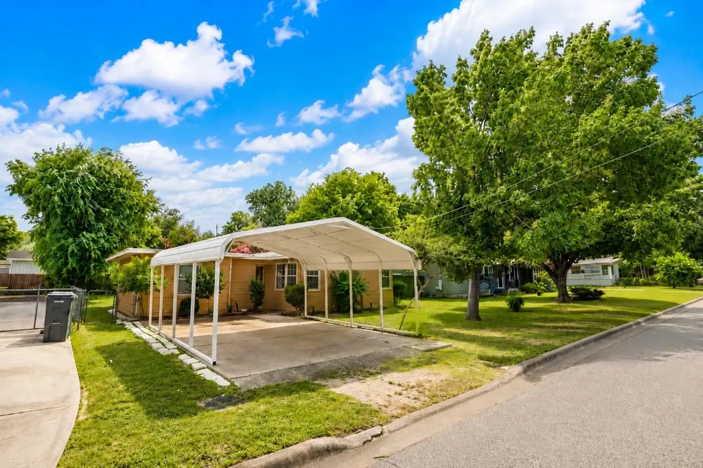 1508 S Walnut Street Georgetown TX 78626