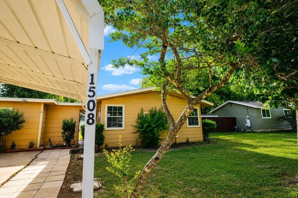 1508 S Walnut Street Georgetown TX 78626