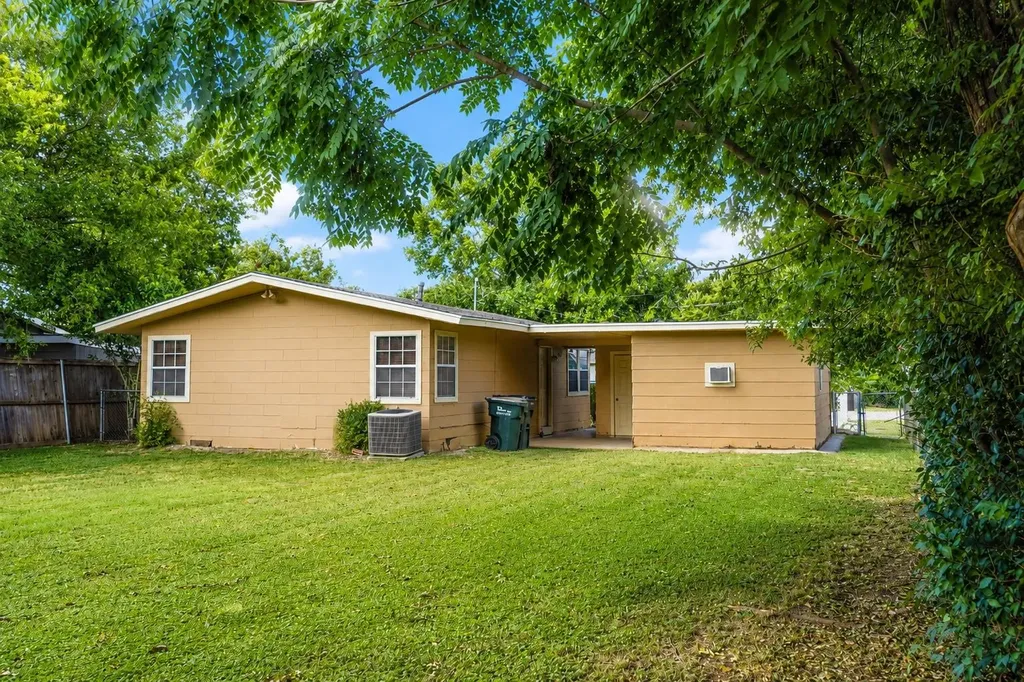 1508 S Walnut Street Georgetown TX 78626