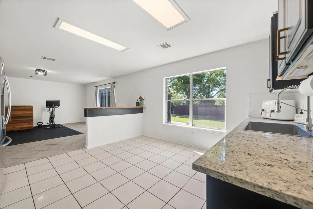1606 Candlelight Drive Leander TX 78641