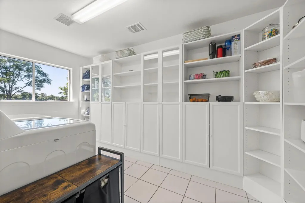1606 Candlelight Drive Leander TX 78641
