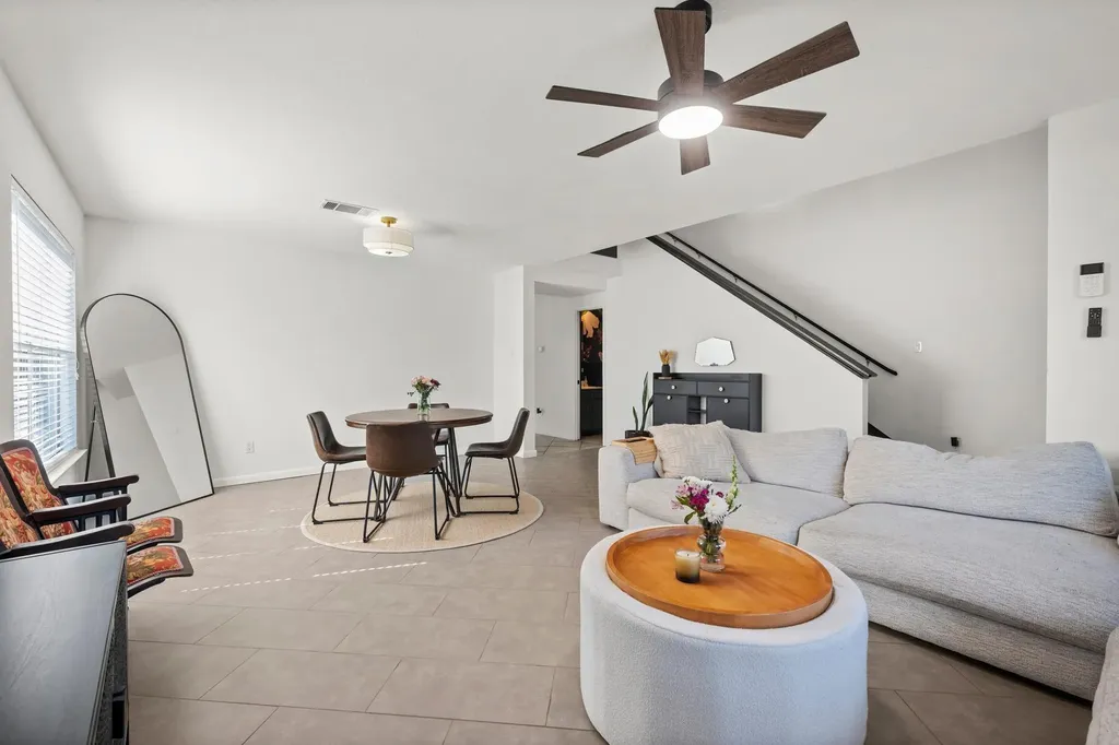 1606 Candlelight Drive Leander TX 78641