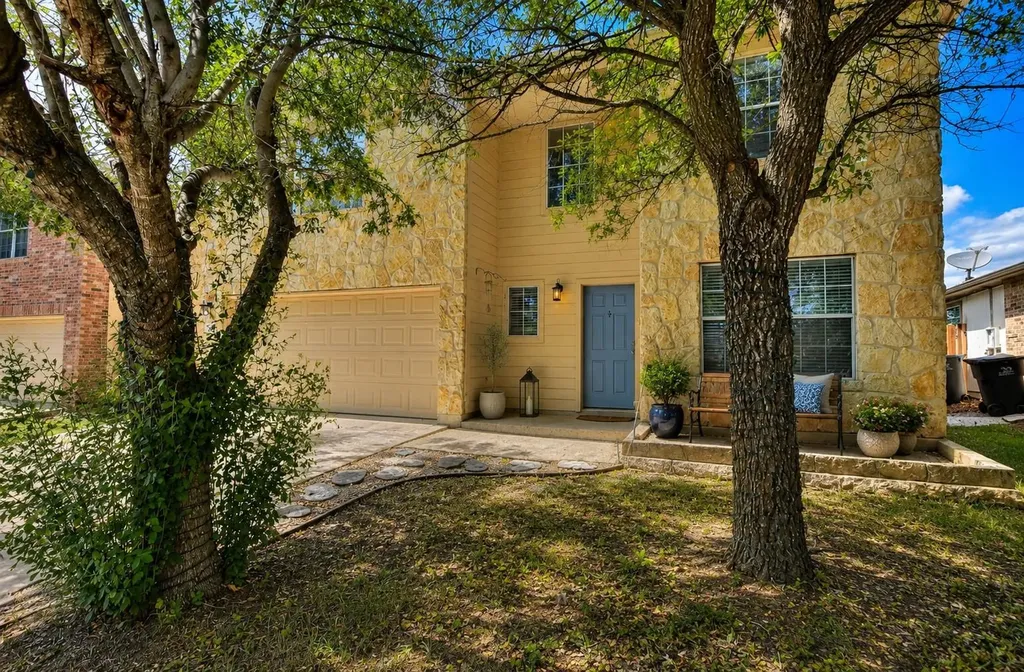 233 Brandons Way Buda TX 78610