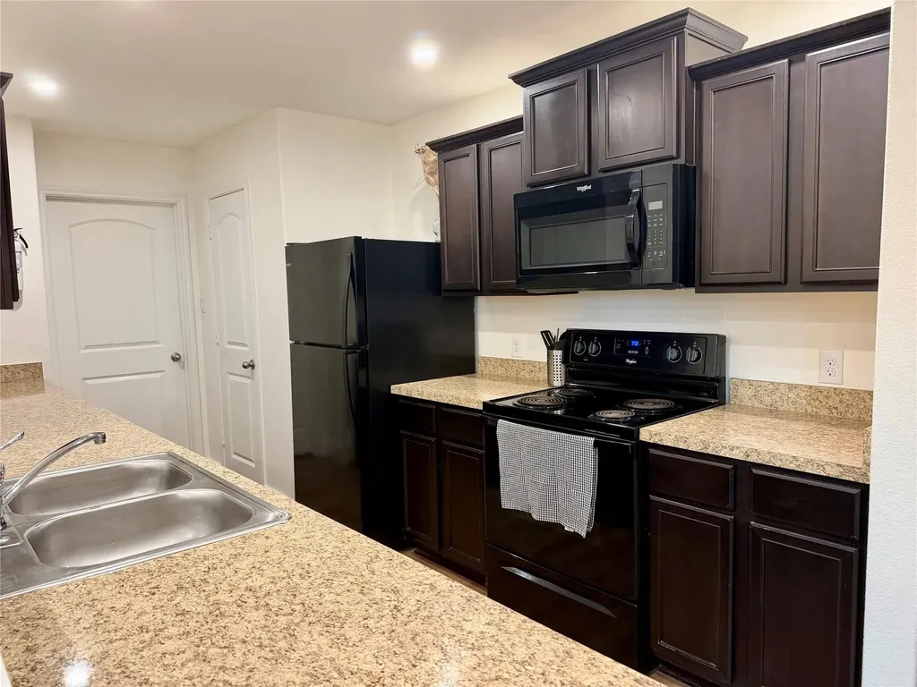 1421 Breanna Lane Kyle TX 78640