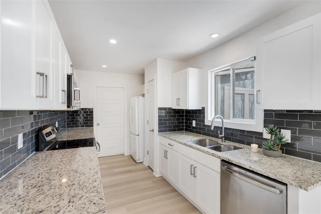 4715 Carsonhill Drive Austin TX 78723