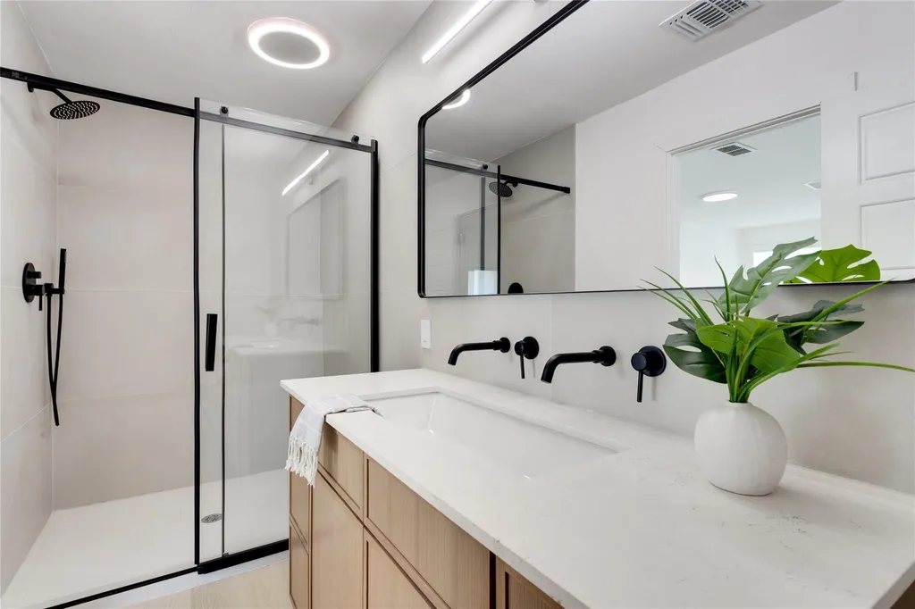 4715 Carsonhill Drive Austin TX 78723