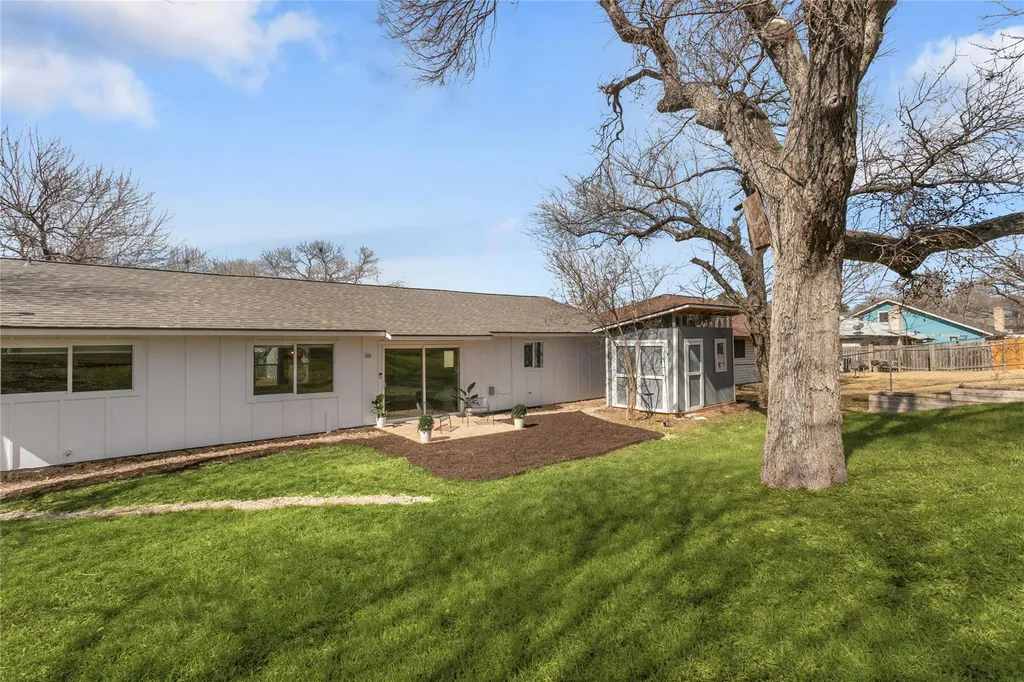 4715 Carsonhill Drive Austin TX 78723