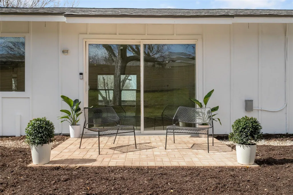 4715 Carsonhill Drive Austin TX 78723