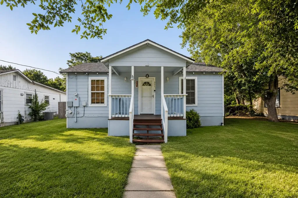 515 Wyeth Street Taylor TX 76574
