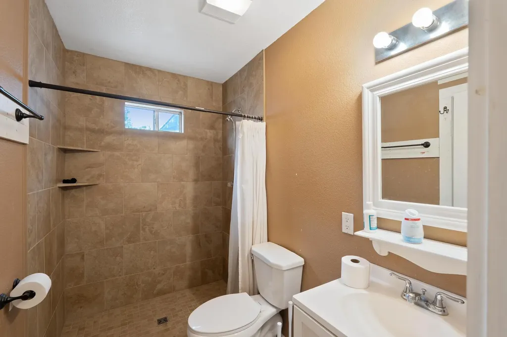 515 Wyeth Street Taylor TX 76574