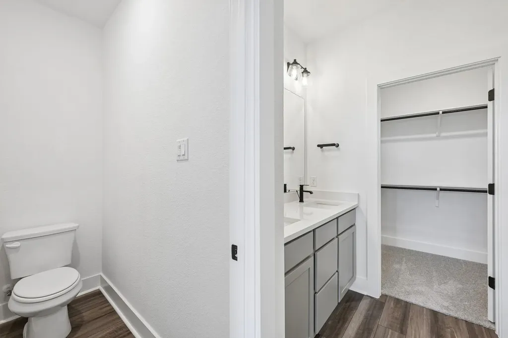 2510 Jack Nora Way Round Rock TX 78665