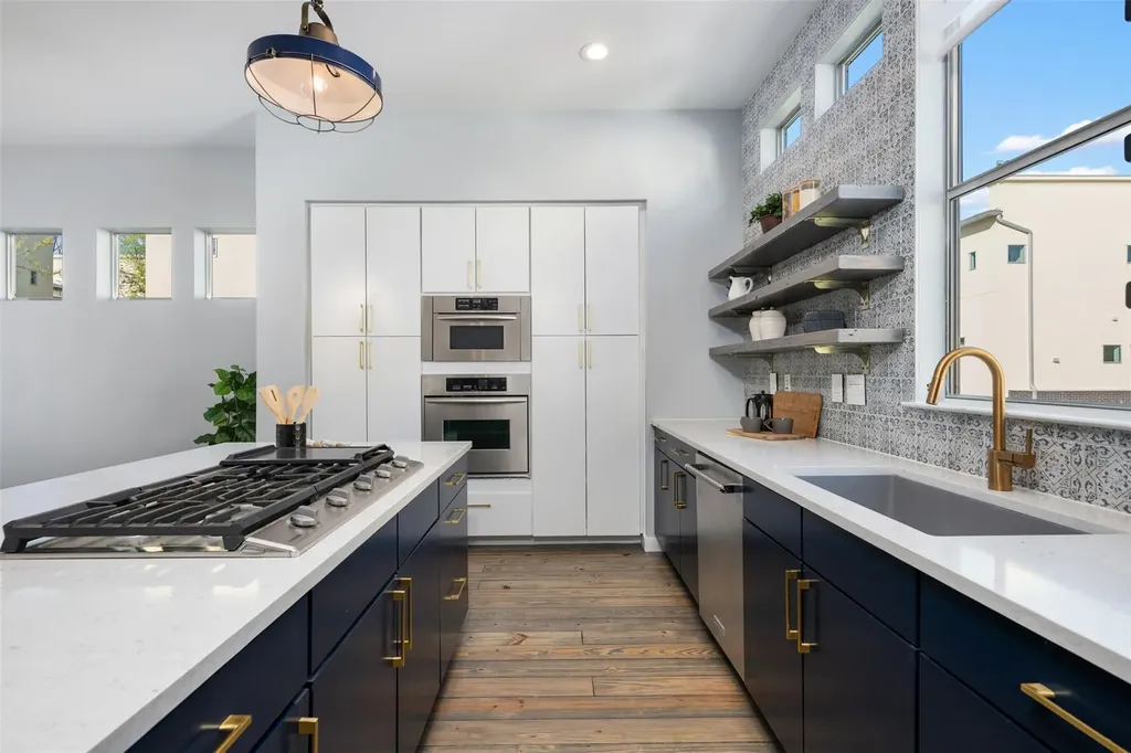1209 Kinney Avenue Austin TX 78704