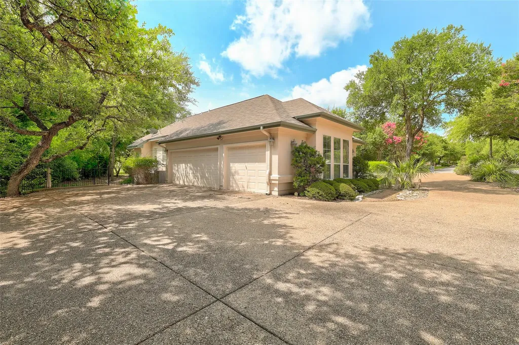 33 Meadows End Georgetown TX 78628