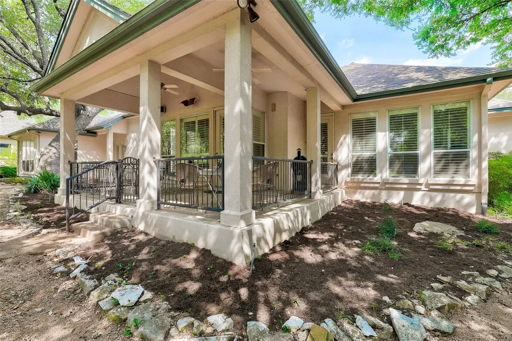 33 Meadows End Georgetown TX 78628