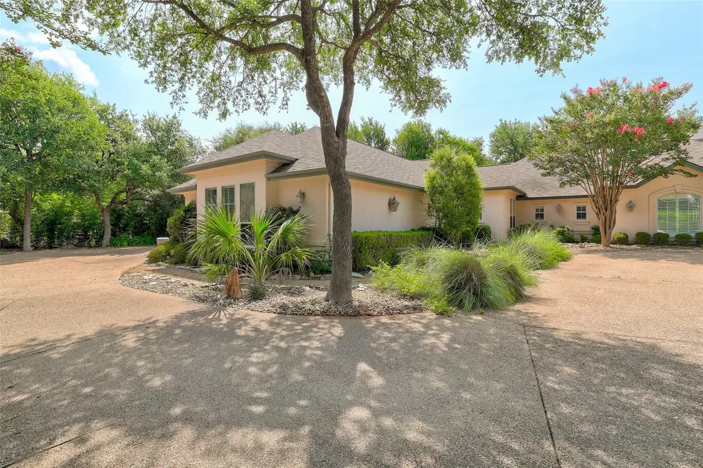 33 Meadows End Georgetown TX 78628