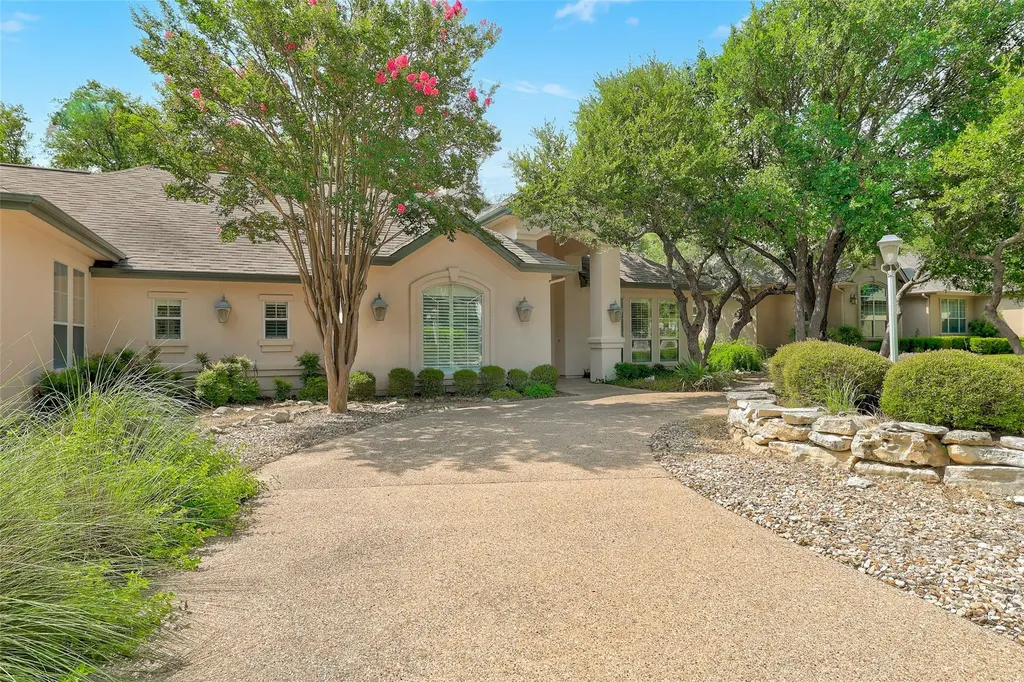 33 Meadows End Georgetown TX 78628
