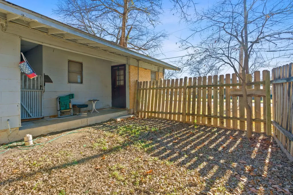 300 Irma Austin TX 78752