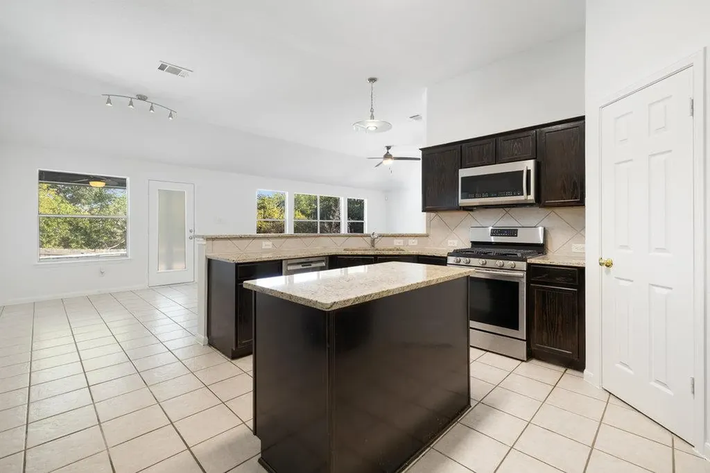 305 Plumbago Drive Pflugerville TX 78660