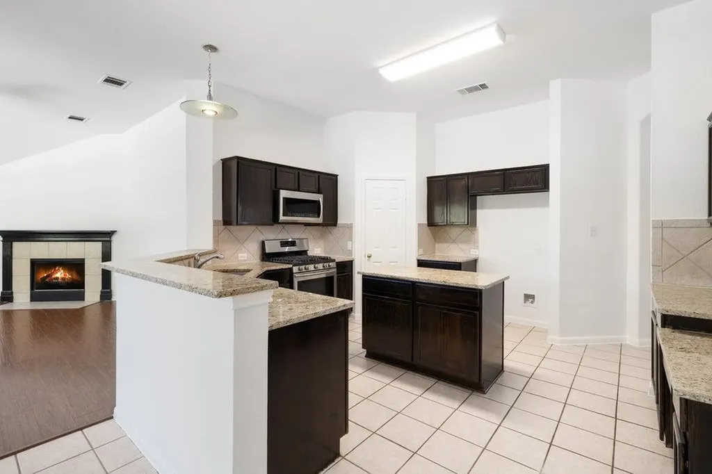 305 Plumbago Drive Pflugerville TX 78660