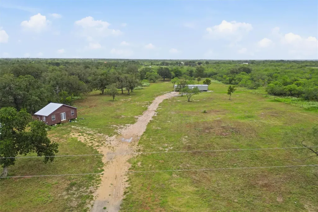 4575 Mineral Springs Road Lockhart TX 78644